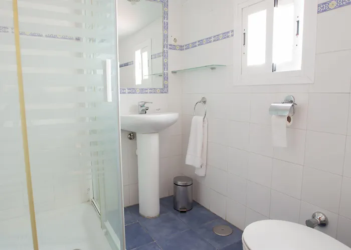 El Gallo Hostel Μαρμπέλλα